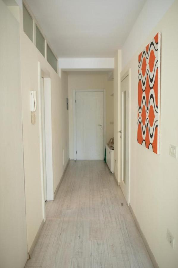 Down Town Tirana Apartment Center Εξωτερικό φωτογραφία